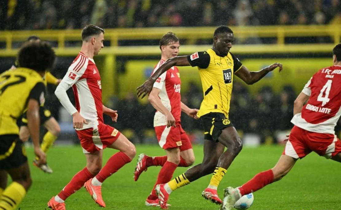 详细阅读:KY gaming包含今夜尼斯备战德甲;止住颓势细节曝光;媒体盛赞;数据趋势出现新变化的词条 KY gaming包含今夜尼斯备战德甲;止住颓势细节曝光;媒体盛赞;数据趋势出现新变化的词条